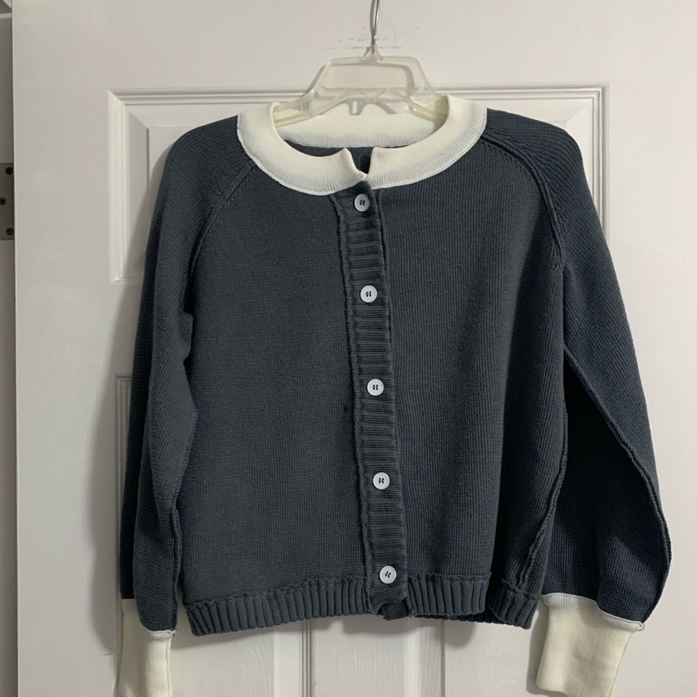 Grey cardigan